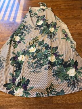 Haute Rogue Floral Striped Maxi Skirt in Green and Cream Size Small